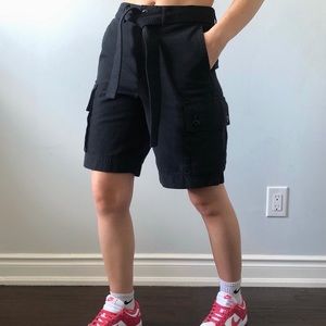 Aritzia COMMUNITY | Cargo Shorts